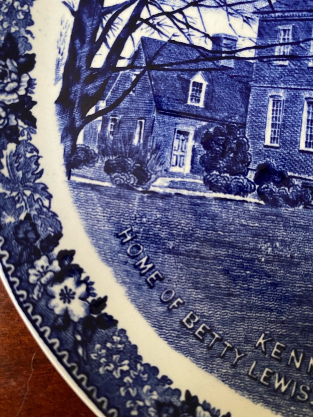 Staffordshire Liberty blue Kenmore House Decorative Plate - Picture 8 of 8